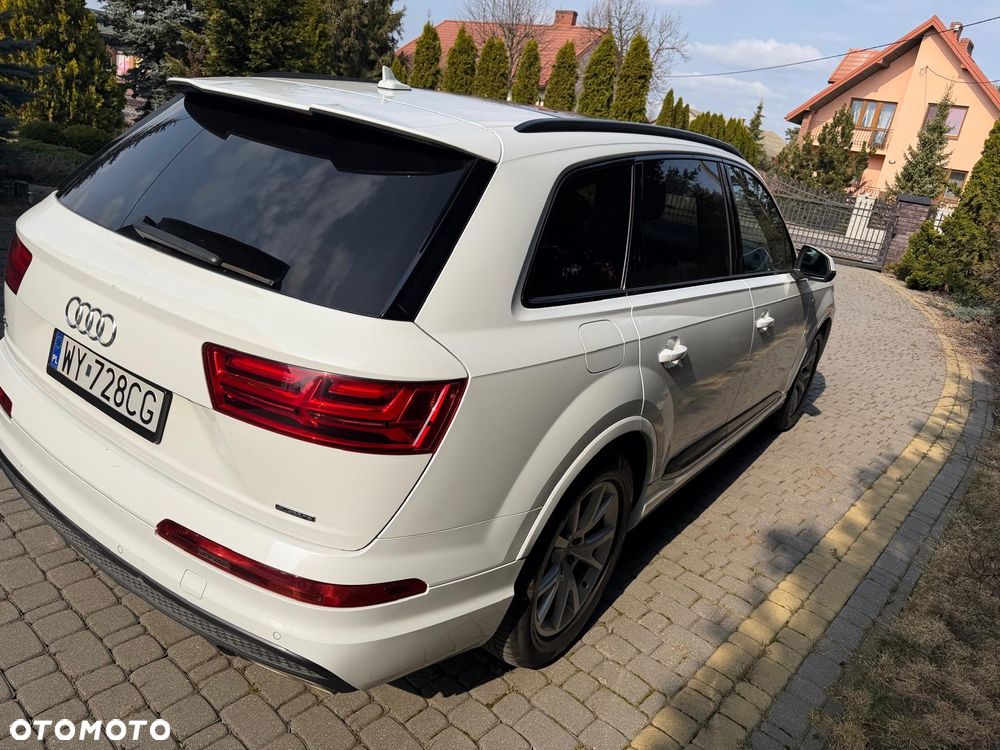 Audi Q7 - 8