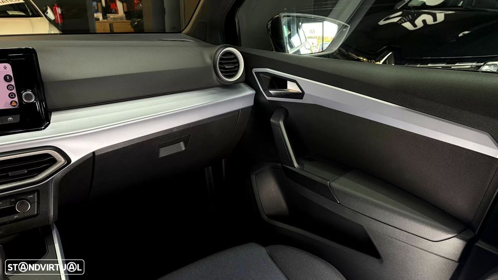 SEAT Arona 1.0 TSI FR - 19