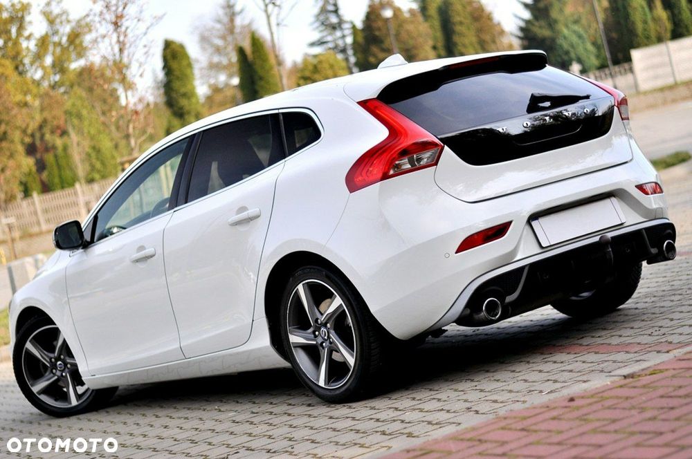 Volvo V40 D2 R-Design Summum - 4
