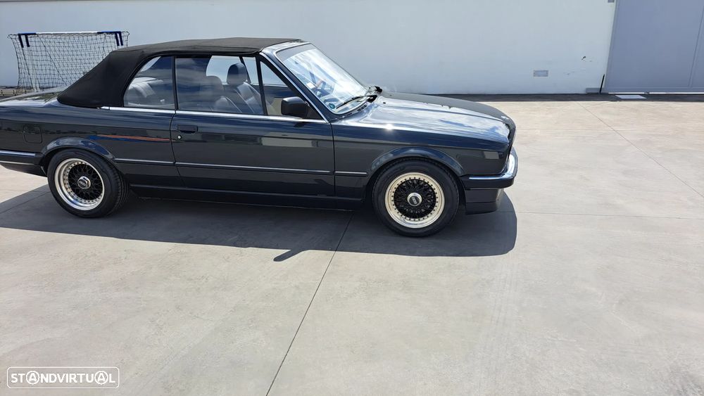 BMW 320 i Cabriolet - 8