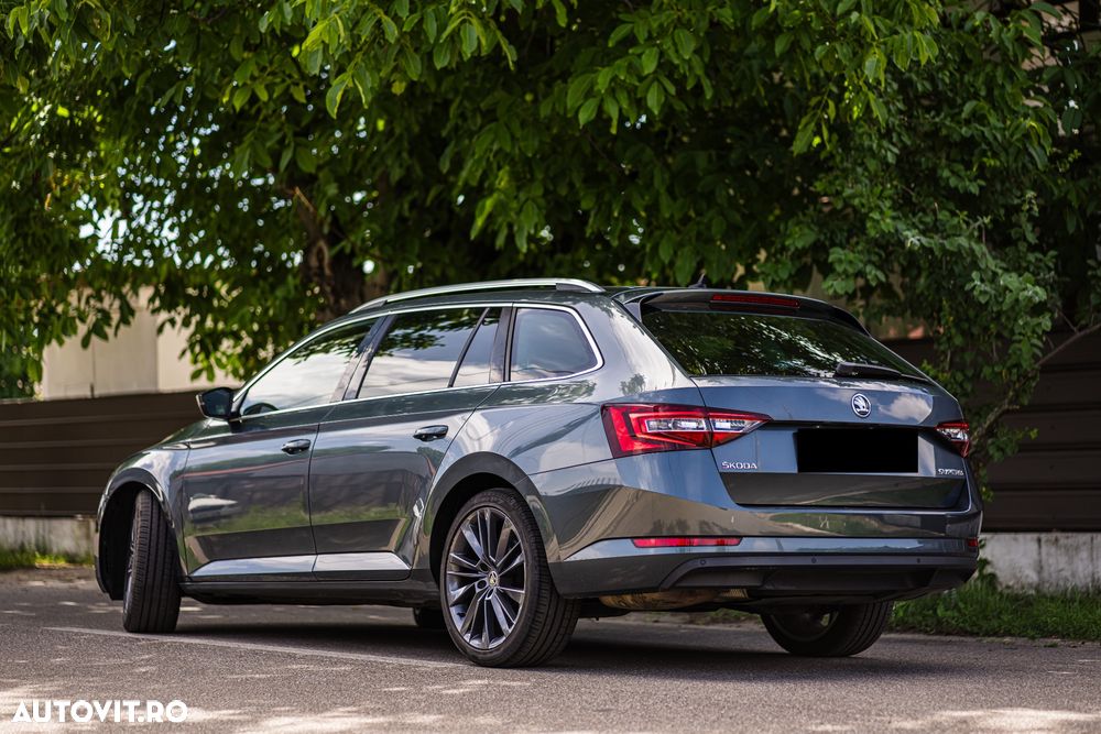 Skoda Superb 2.0 TDI DSG Style - 3