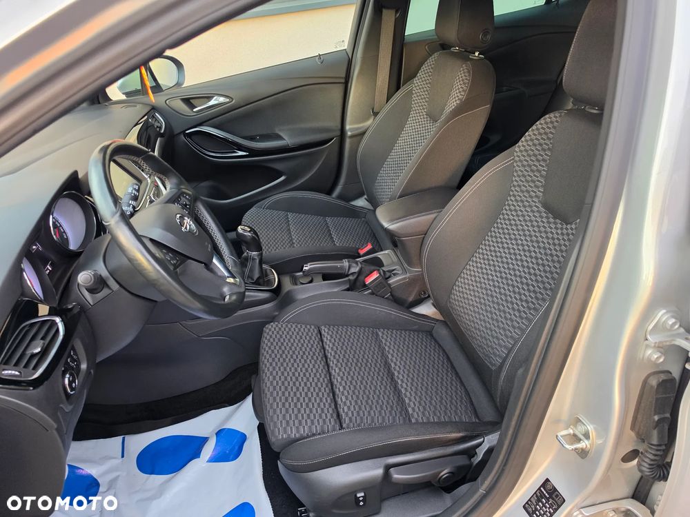 Opel Astra 1.6 D (CDTI) Start/Stop Business - 17