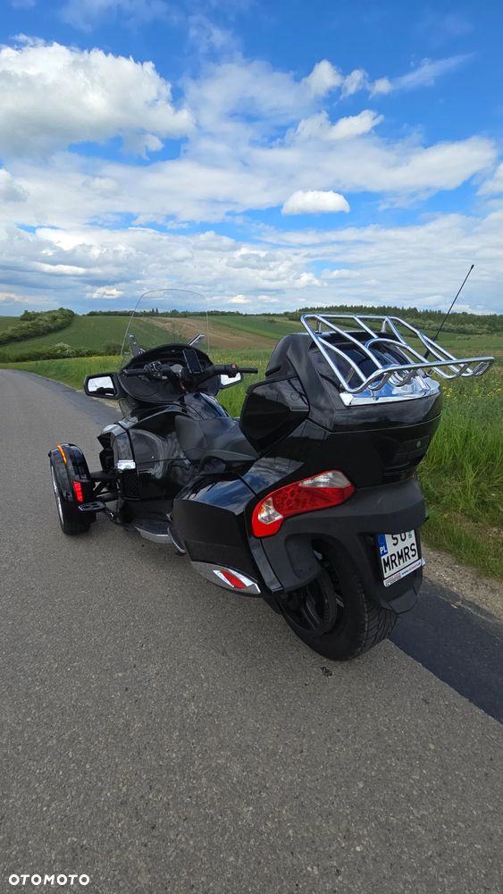 Can-Am Spyder - 35