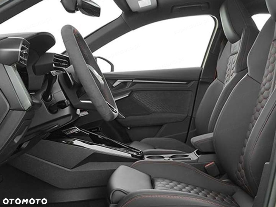 Audi RS3 Limousine TFSI Quattro S tronic - 6