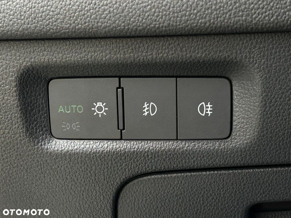 Skoda Octavia 2.0 TDI Ambition - 22