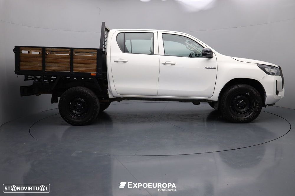 Toyota Hilux 2.4 D-4D 4WD CD CH Aut. - 4