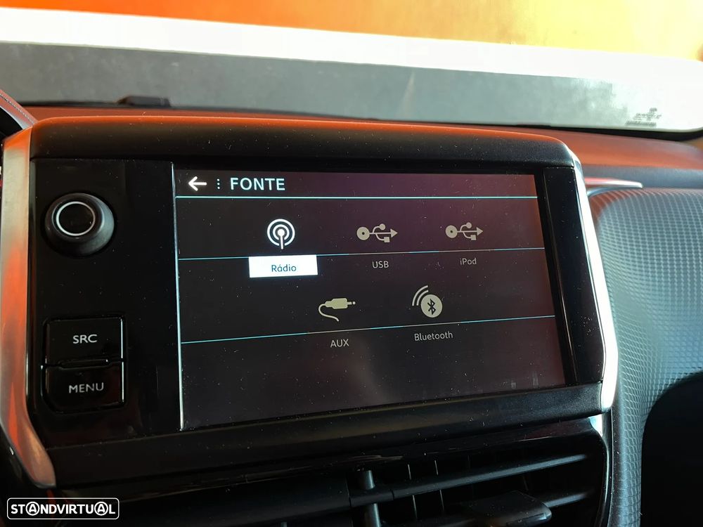 Peugeot 208 1.6 BlueHDi GT Line - 21