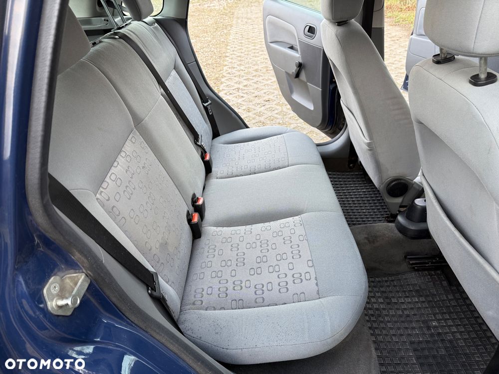 Ford Fiesta 1.3 - 16