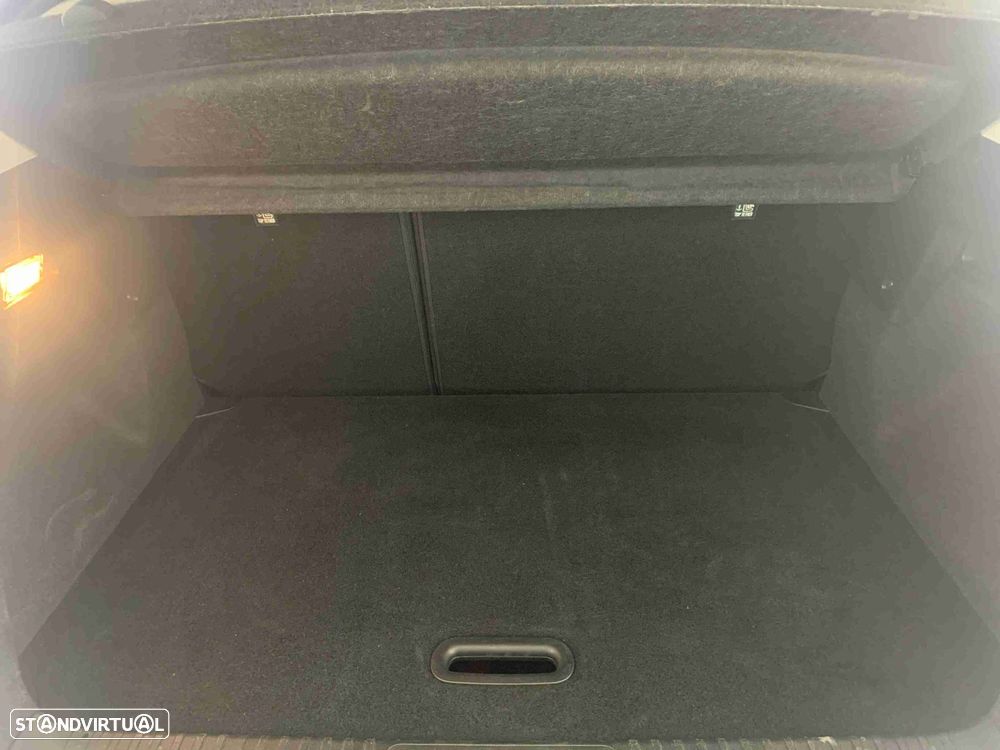 Renault Captur 1.0 TCe Techno Bi-Fuel - 14