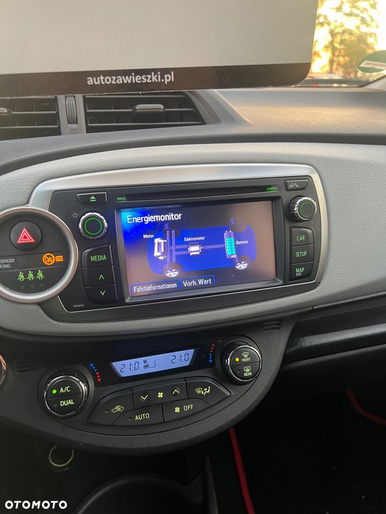 Toyota Yaris - 13