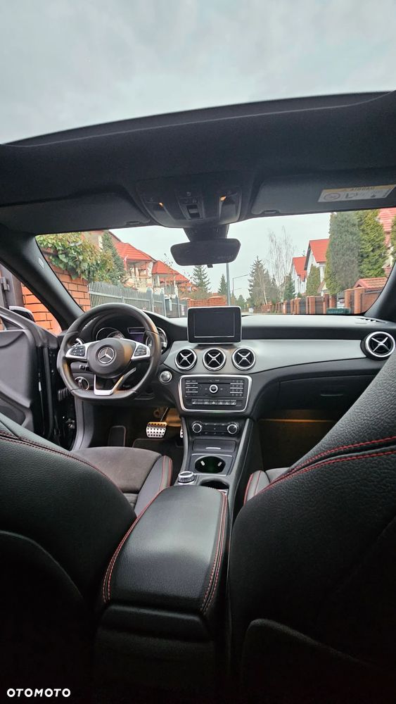 Mercedes-Benz CLA 200 7G-DCT AMG Line - 8