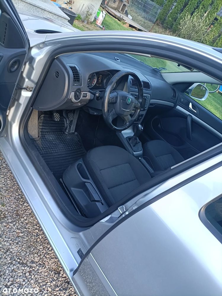 Skoda Octavia 2.0 TDI DPF Elegance - 7