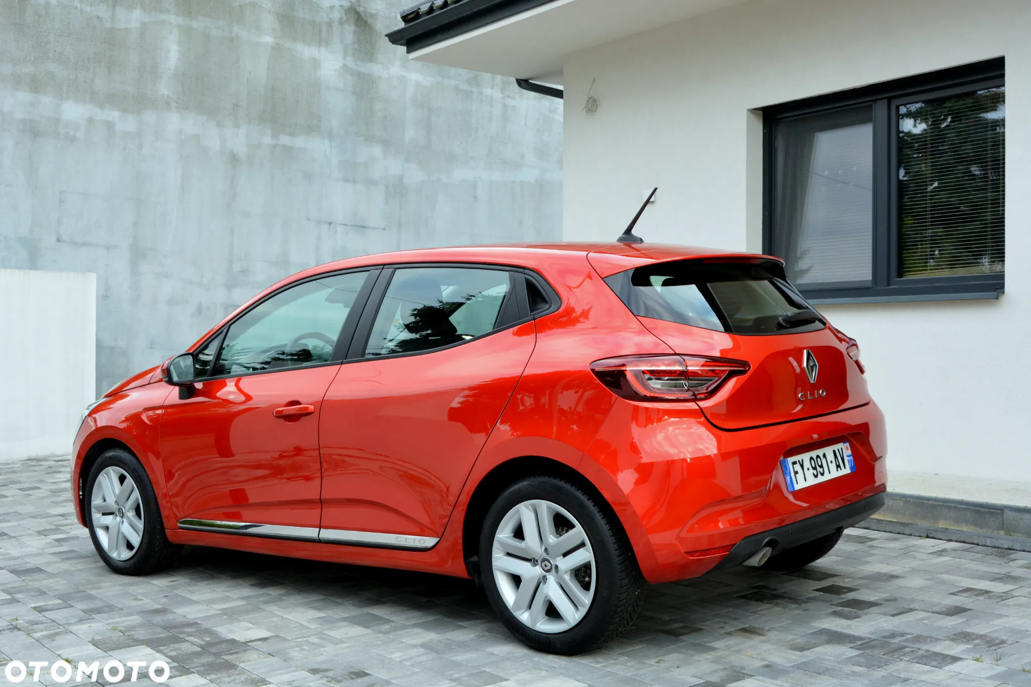 Renault Clio - 9