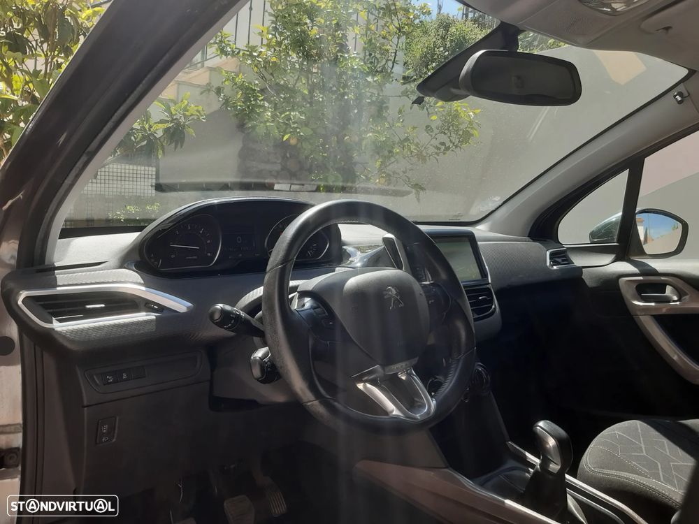 Peugeot 2008 1.6 BlueHDi Style - 5