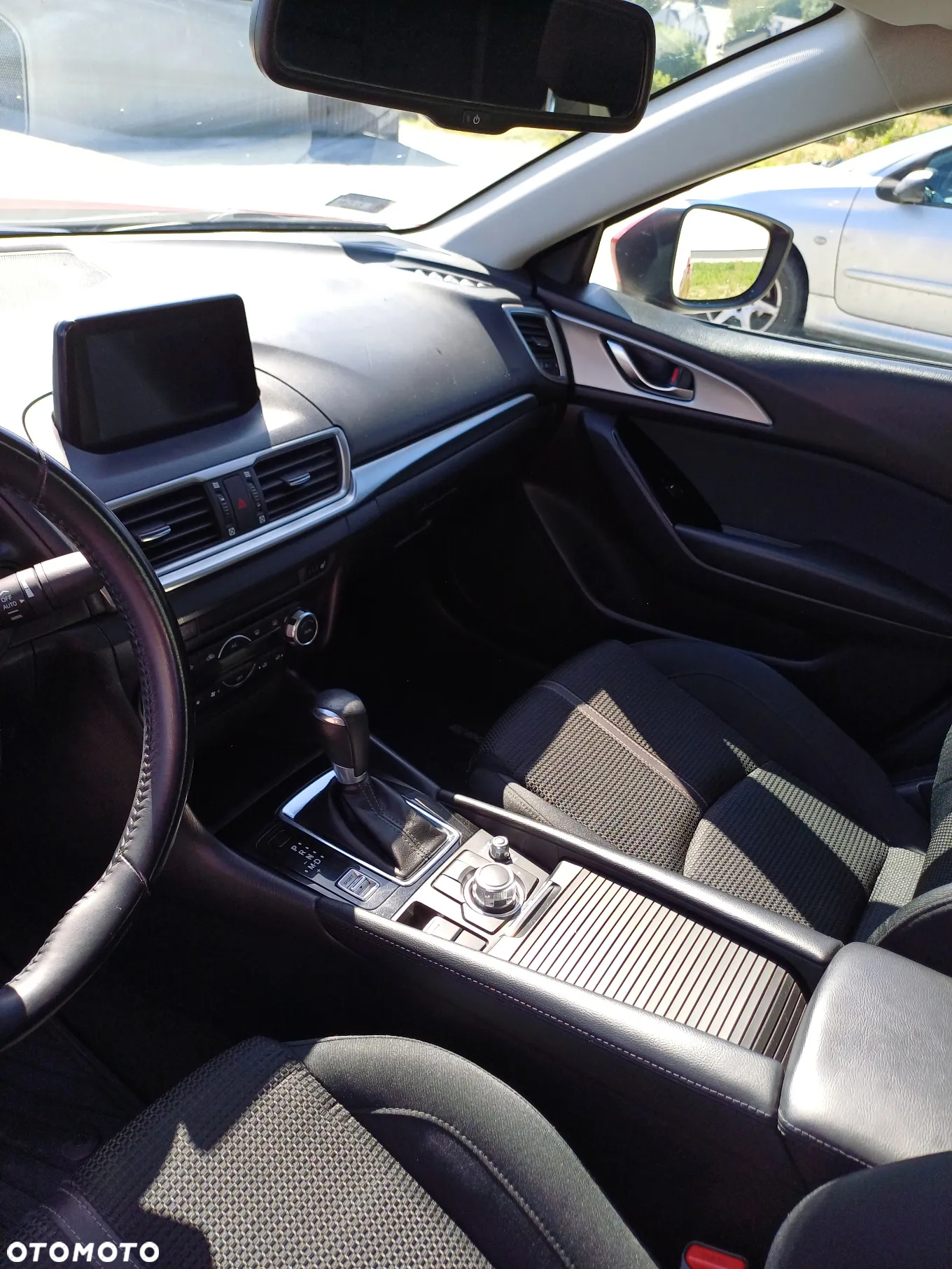 Mazda 3 - 5