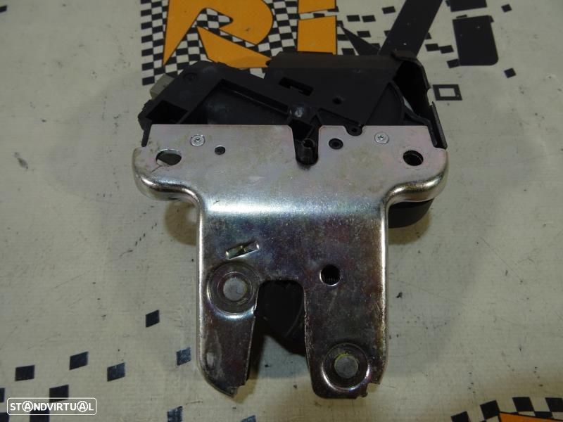 Fecho Da Mala Audi A4 (8K2, B8)  4E0827645a / 4E0 827 645 A / 4F582750 - 2