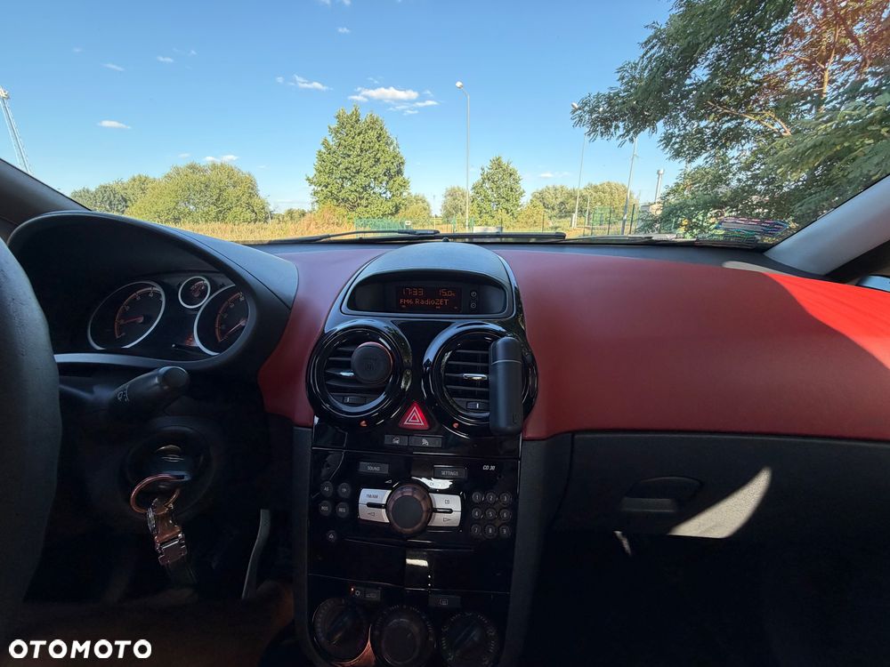 Opel Corsa 1.4 16V Enjoy - 10