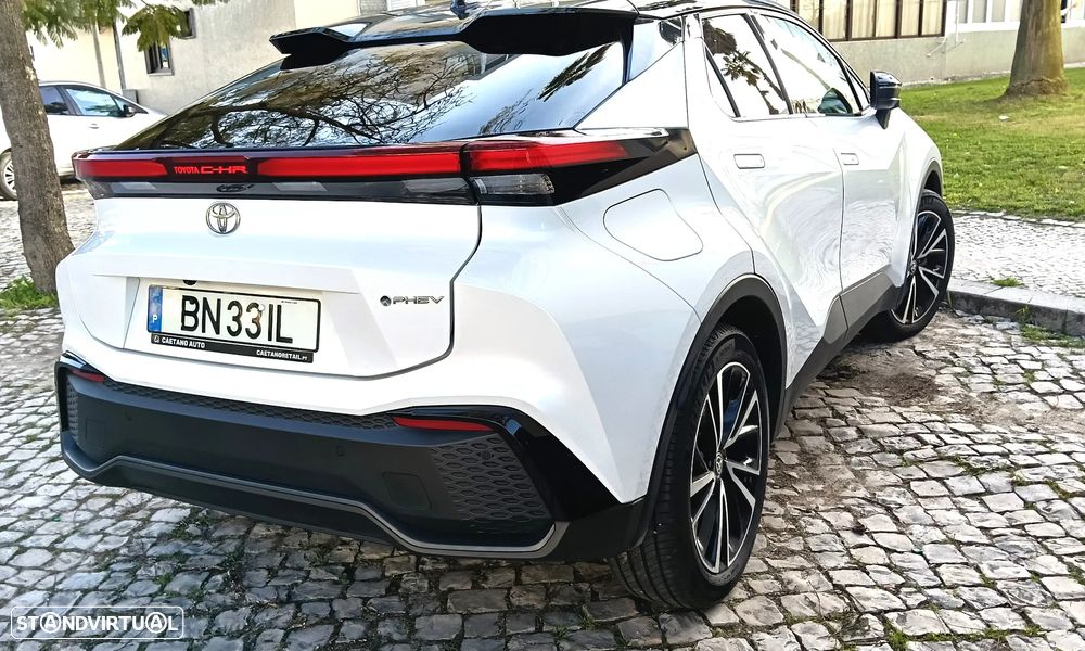 Toyota C-HR 2.0 Hybrid Square Collection - 13