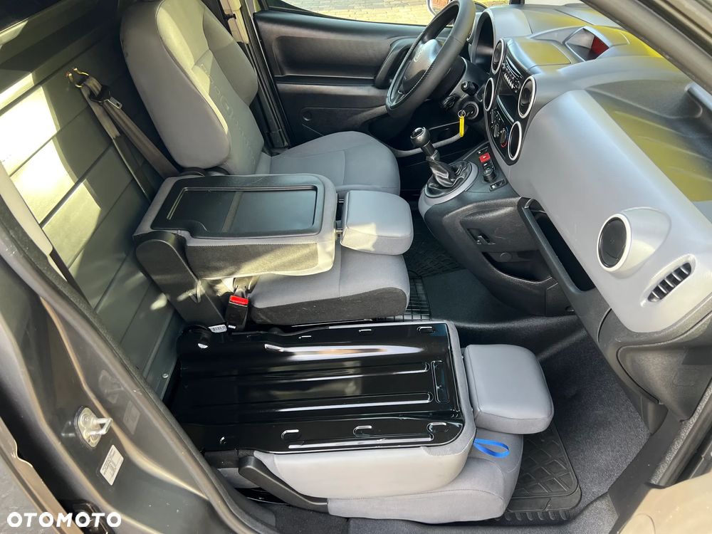 Peugeot Partner - 21