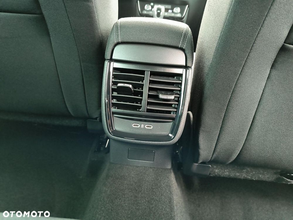 Skoda Kamiq 1.0 TSI Edition 130 DSG - 40