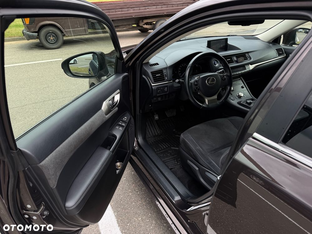 Lexus CT 200h Comfort - 10