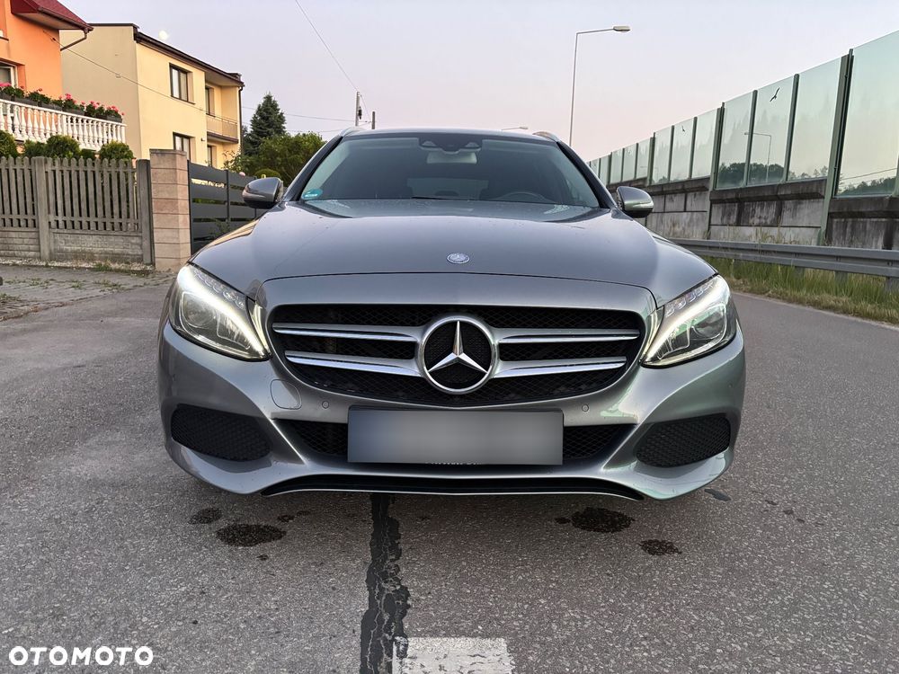Mercedes-Benz Klasa C 180 7G-TRONIC Exclusive - 26