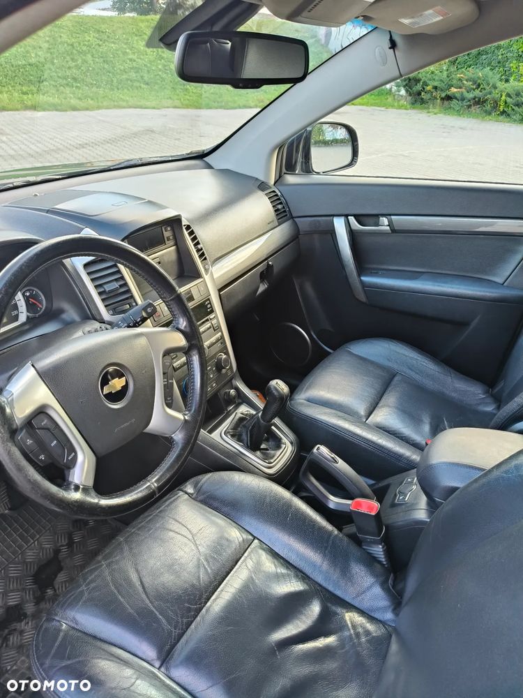 Chevrolet Captiva - 11