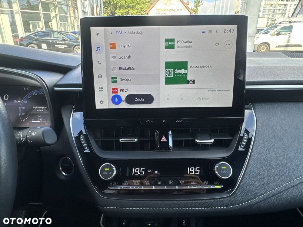 Toyota Corolla 2.0 Hybrid Style - 25