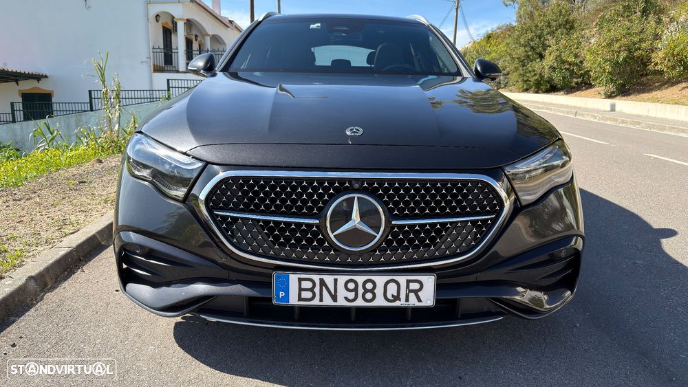 Mercedes-Benz E 300 - 1