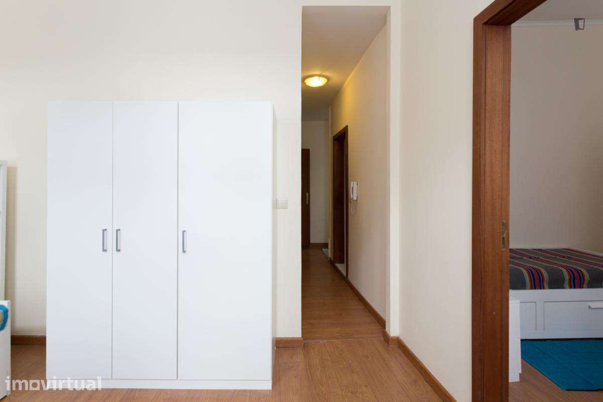 Apartamento com 2 quartos - localizado em Cedofeita Porto - Grande imagem: 2/21