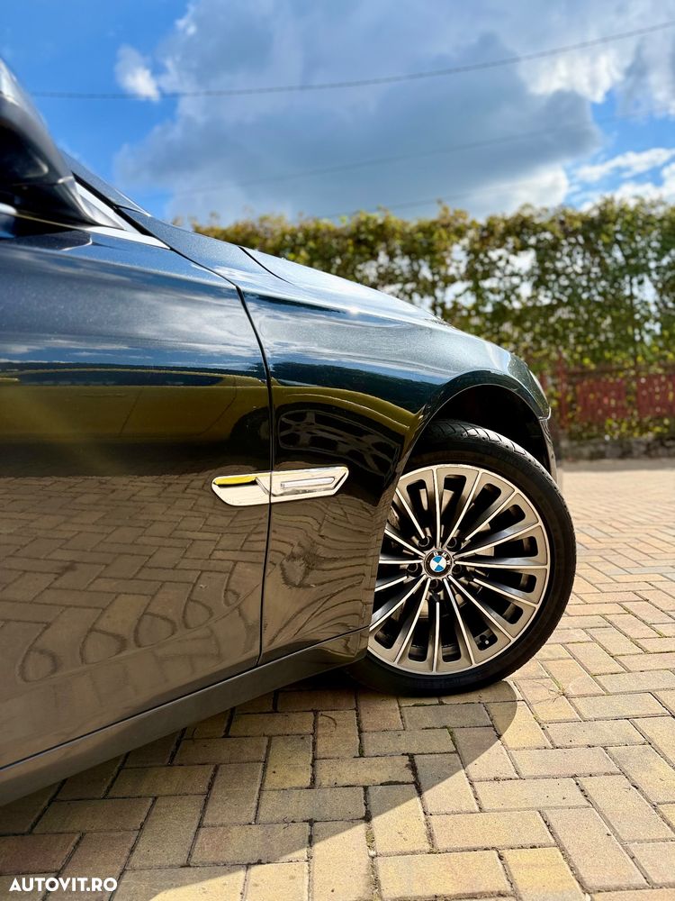 BMW Seria 7 730d - 26