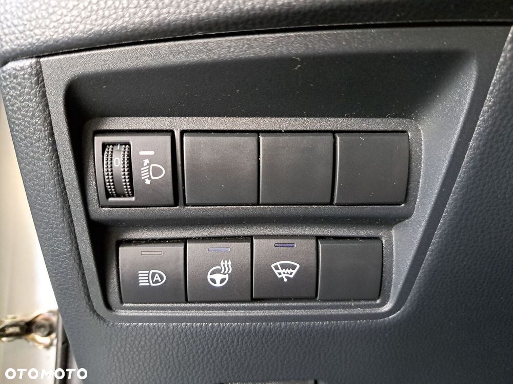 Toyota Yaris Cross Hybrid 1.5 Executive 4x4 - 35