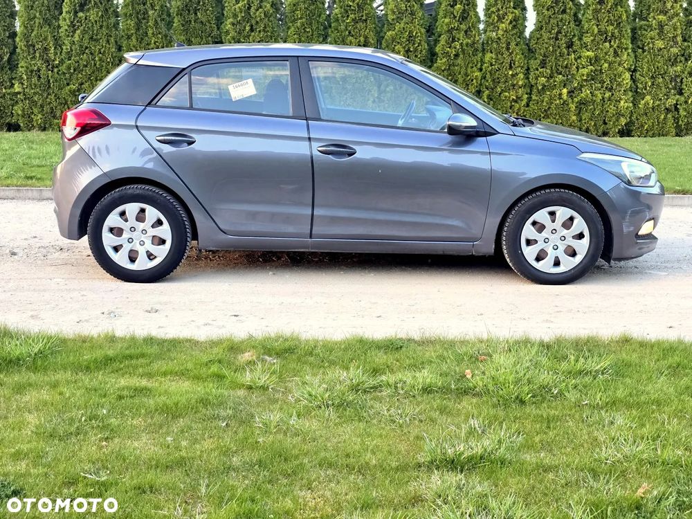 Hyundai i20 1.1 CRDi Passion - 6