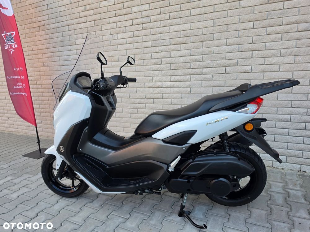 Yamaha NMAX - 4