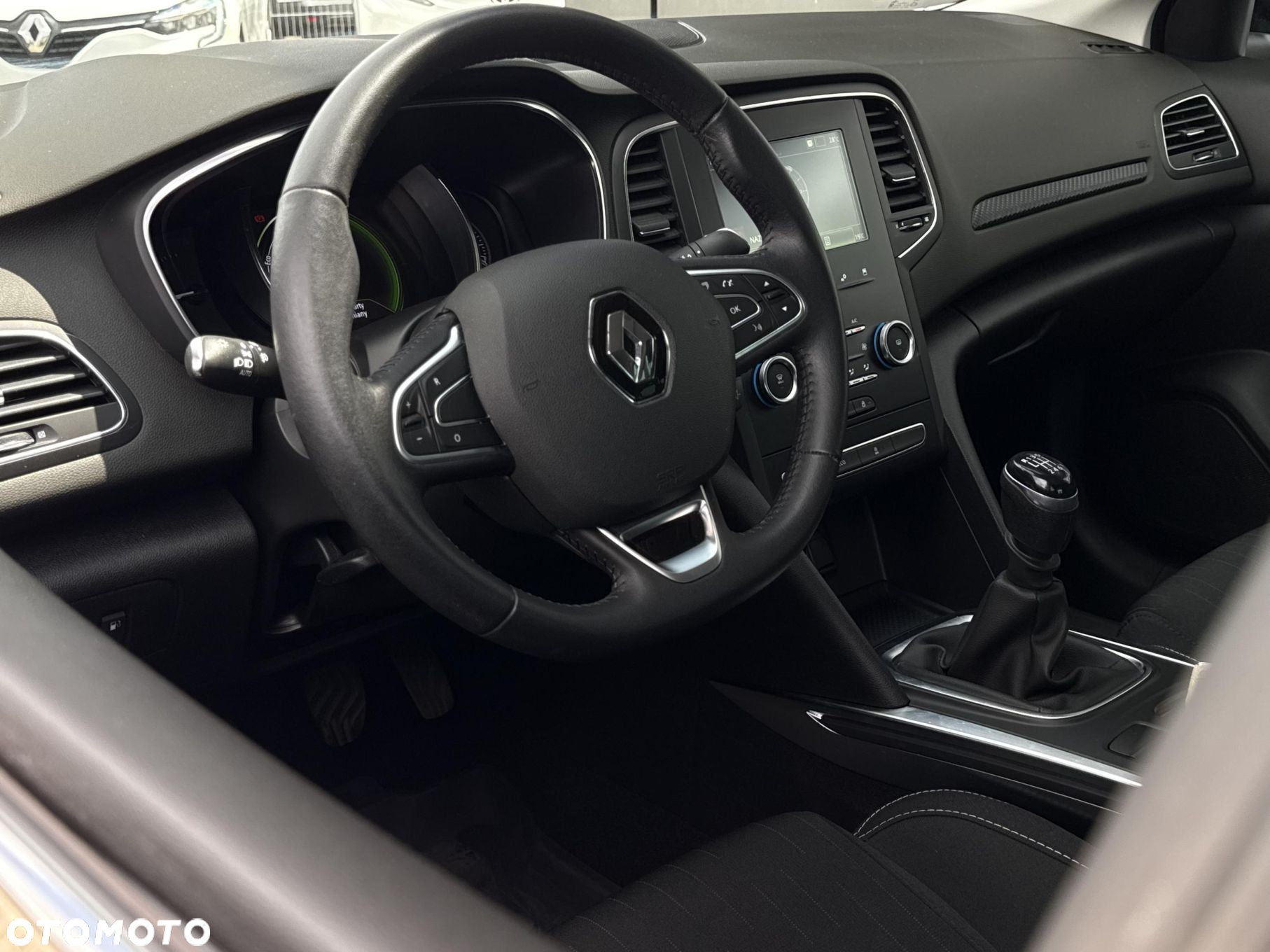 Renault Megane 1.3 TCe FAP Limited - 9