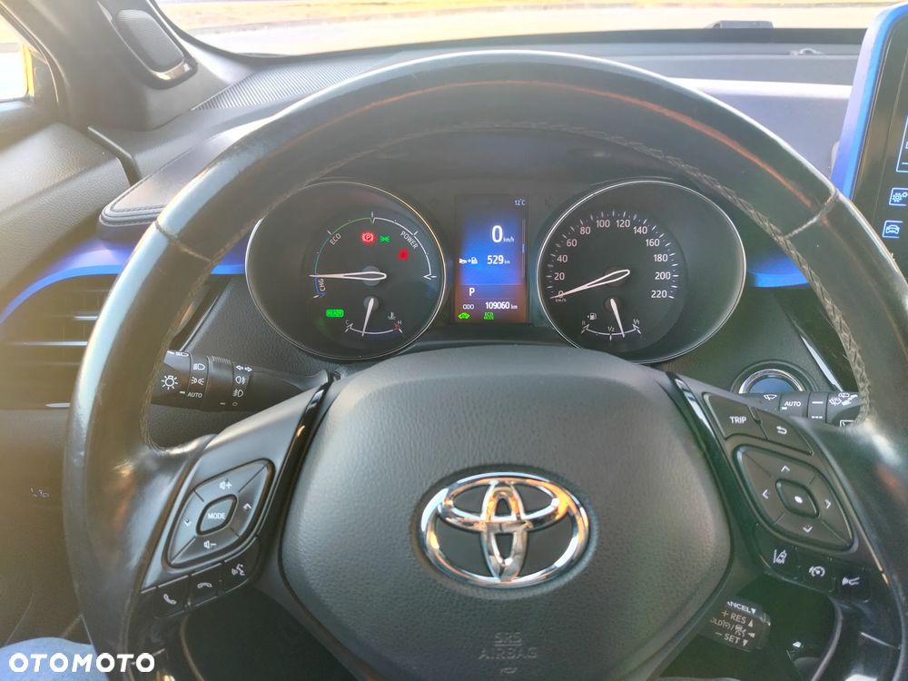 Toyota C-HR - 12