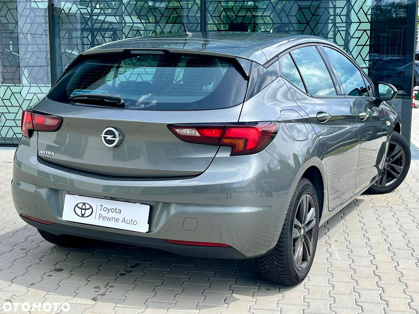 Opel Astra V 1.2 T GS Line S&S - 12