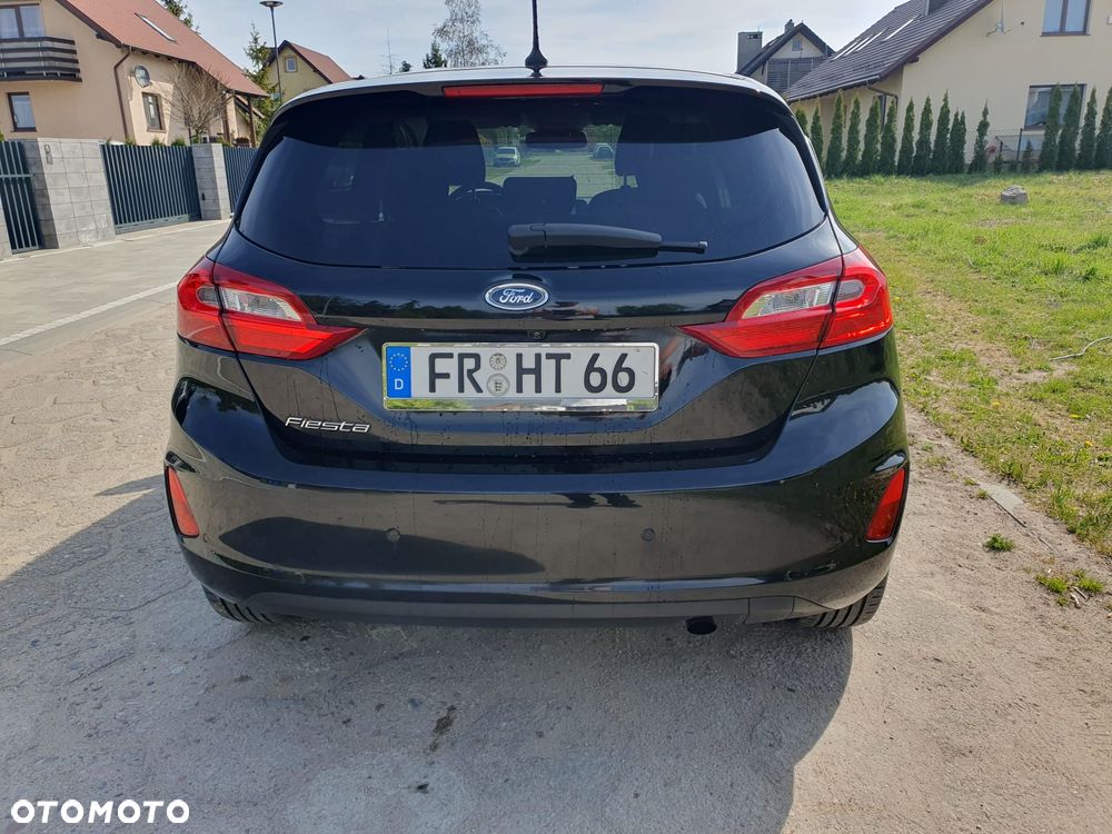 Ford Fiesta 1.0 EcoBoost S&S TITANIUM - 17