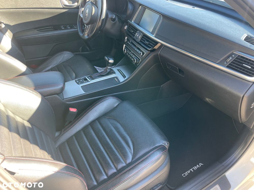 Kia Optima 2.0 T-GDI GT - 16