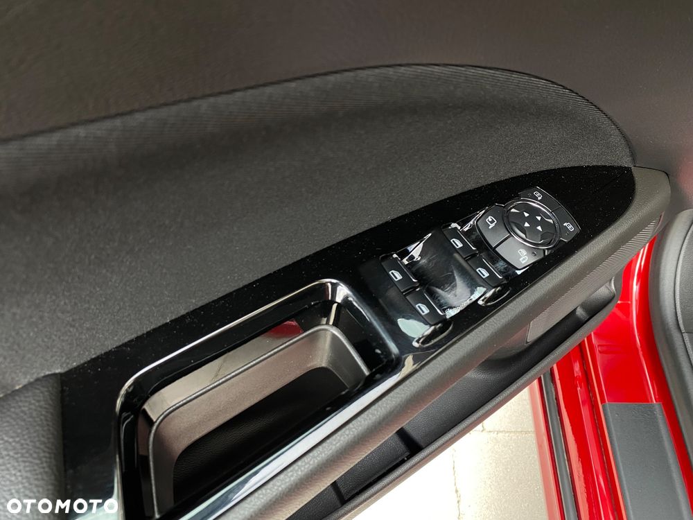 Ford Mondeo 1.5 EcoBoost Titanium - 36