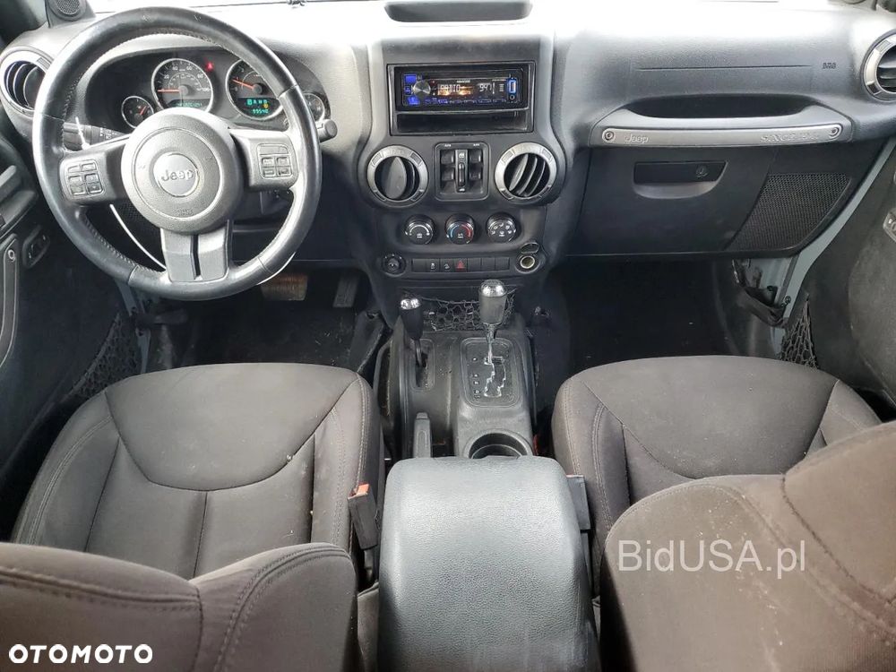 Jeep Wrangler 3.6 Unlim X - 6