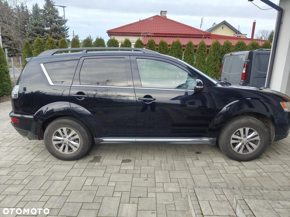 Mitsubishi Outlander 2.4 Instyle CVT - 16