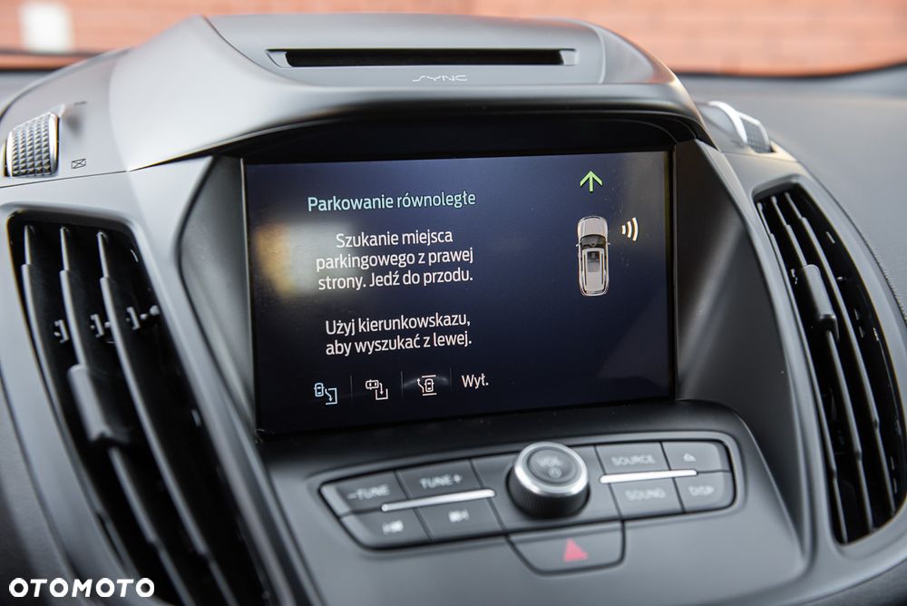 Ford Kuga 2.0 TDCi 4x4 ST-Line - 24