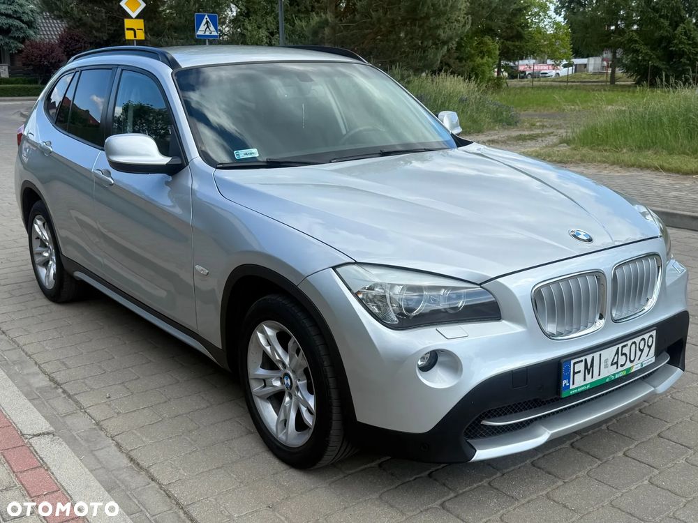 BMW X1 sDrive18d - 11