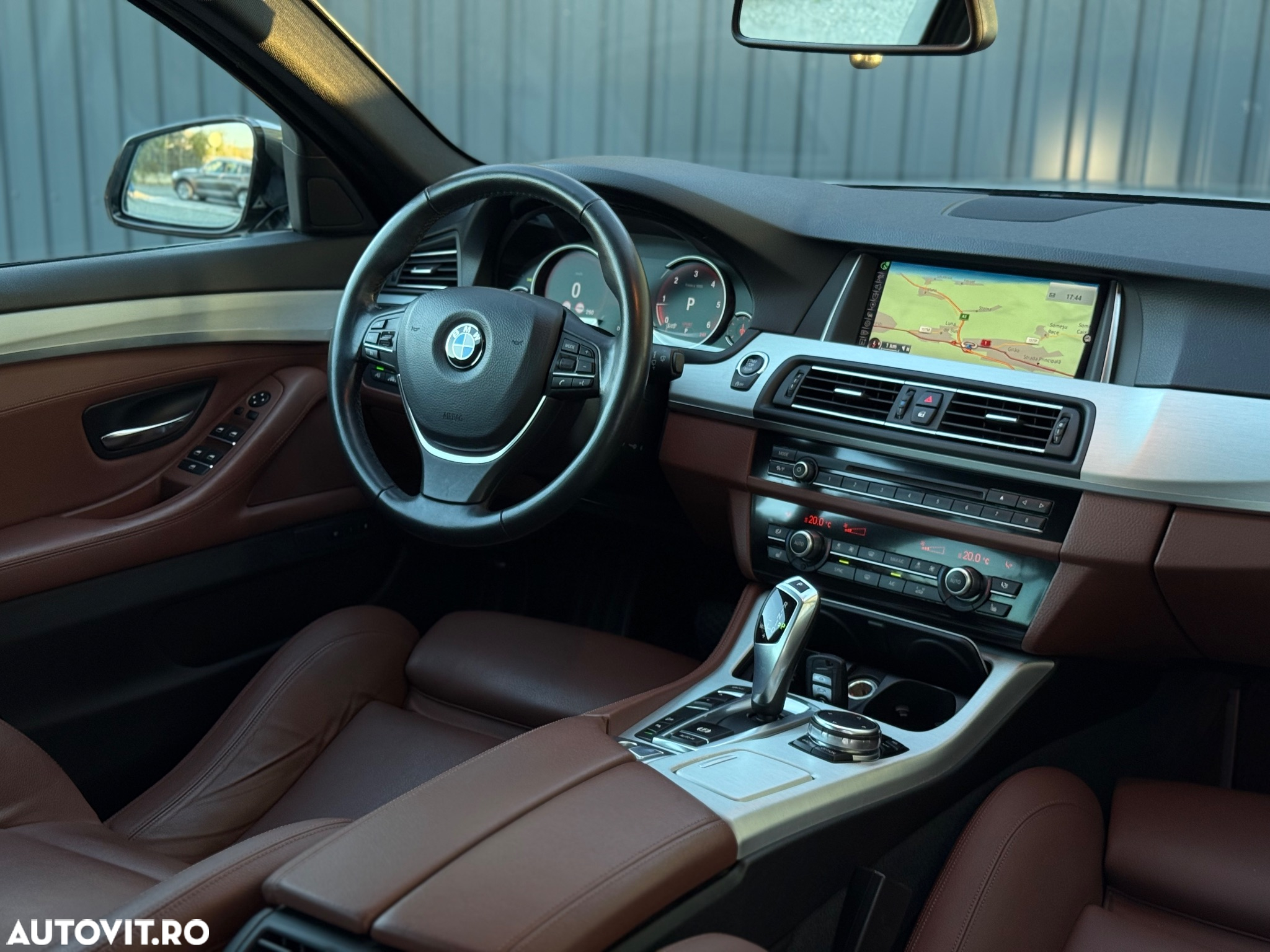 BMW Seria 5 525d Touring Aut. - 11