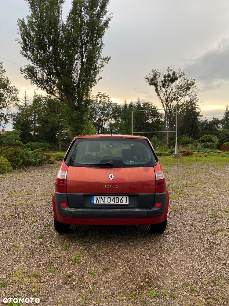 Renault Scenic 1.6 16V Expression - 6