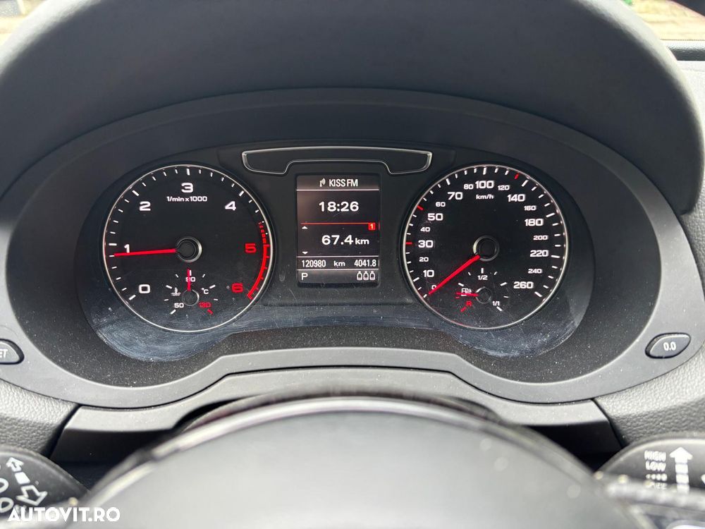 Audi Q3 2.0 TDI Quattro Stronic Sport - 7