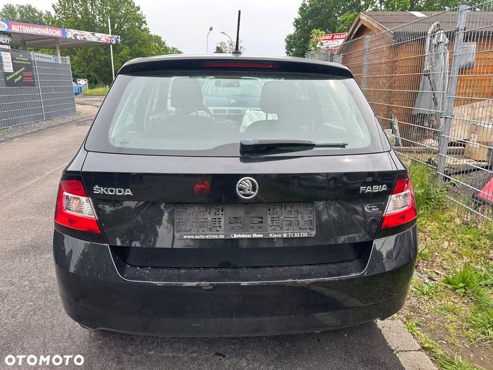 Skoda Fabia - 4