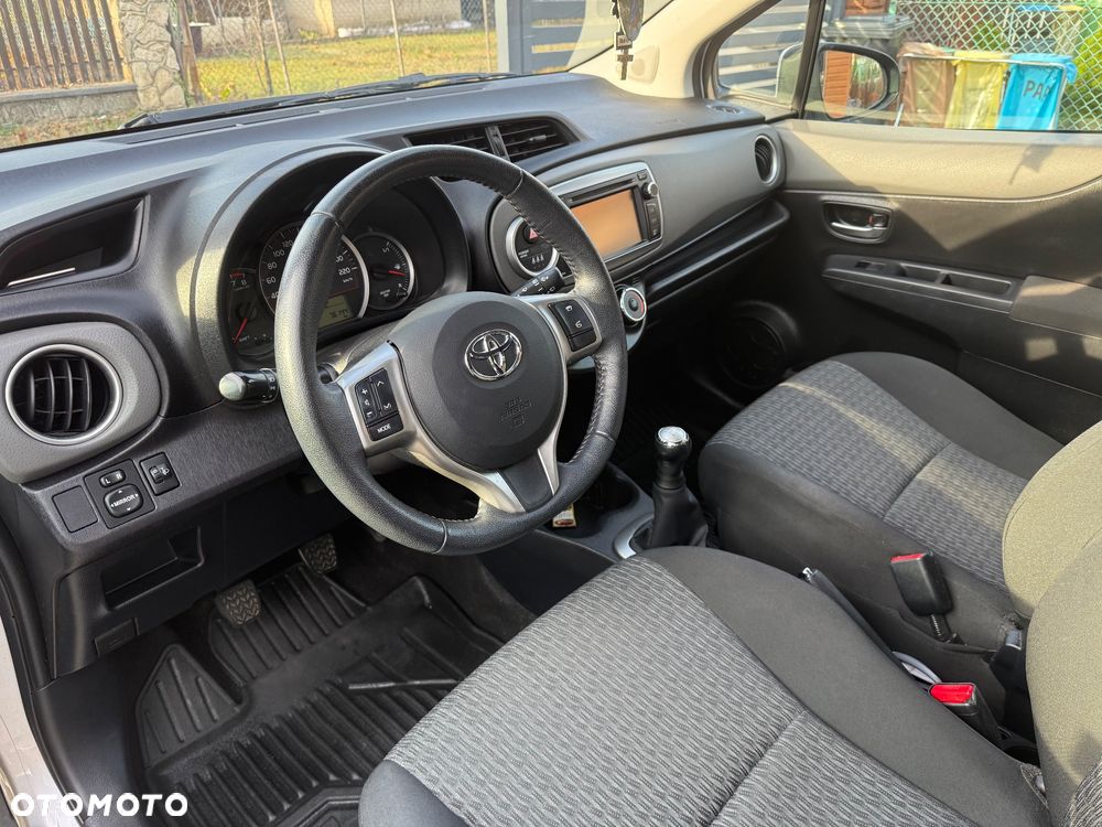 Toyota Yaris - 21