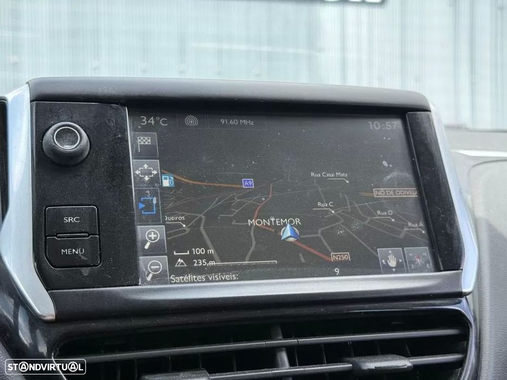 Peugeot 208 1.6 BlueHDi Style - 6